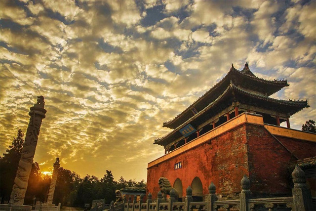 中岳廟