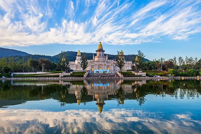 Lingshan Scenic Spots