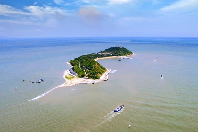 Qinshan Island Scenic Area