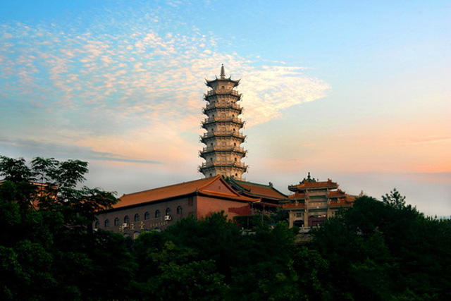Thousand Buddha Pagoda