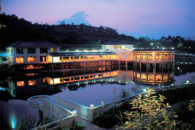 Jingming Hot Spring Resort