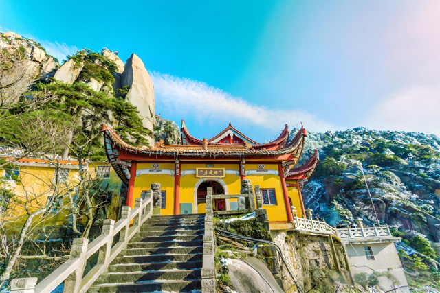 Jiuhua Mountain Scenic Area