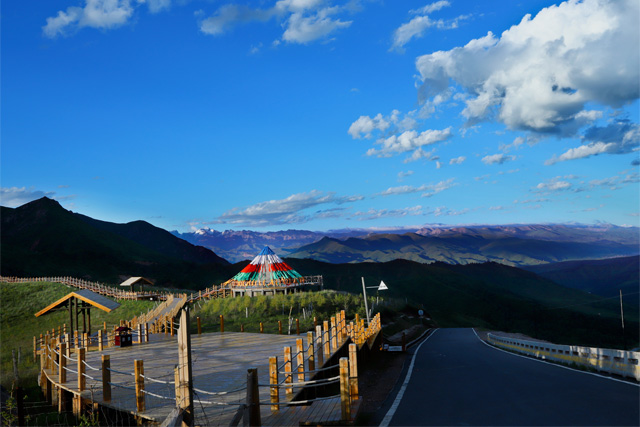 Area panoramica di Ami Dongsuo, Prefettura autonoma tibetana di Haibei