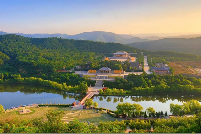 Zone panoramique du mausolée Huangdi